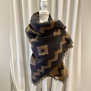 WILFRED Aritiza Wool Mosaic Scarf